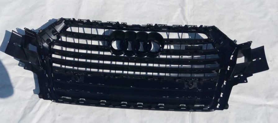 Atrapa grill Audi Q7 4M 2015- styl SQ7 Chrom Quattro